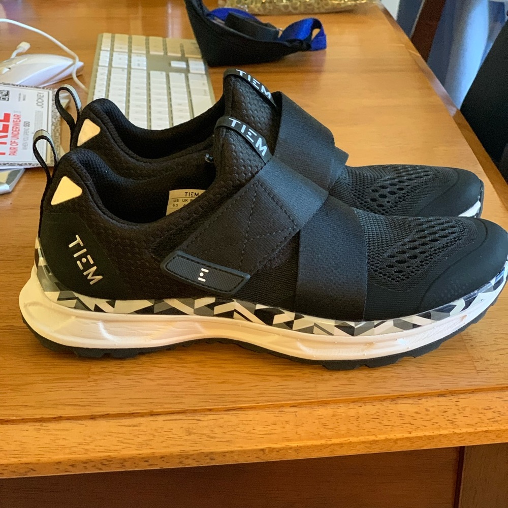 TIEMS Slipstream Indoor Bike/Spin Shoes.